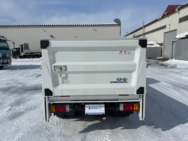 いすゞ エルフ 2PG-NKS88AN(4WD)の写真5