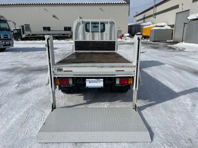 いすゞ エルフ 2PG-NKS88AN(4WD)の写真11