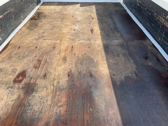 いすゞ エルフ 2PG-NKS88AN(4WD)の写真12