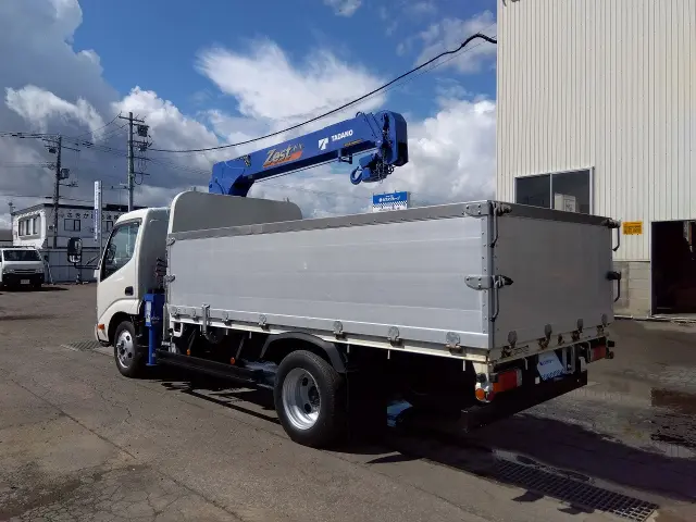 日野 デュトロ TKG-XZU695M(4WD)の写真4