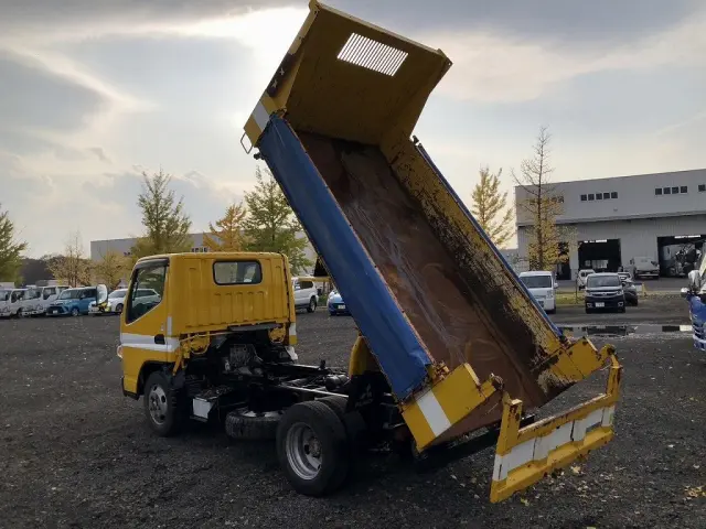 三菱 キャンター TPG-FBA60(2WD)の写真10