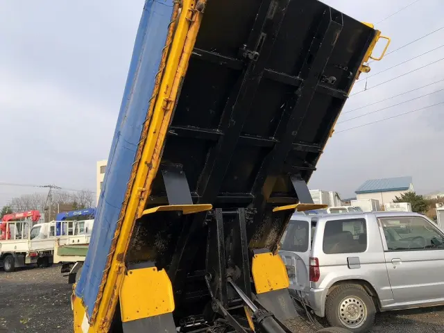 三菱 キャンター TPG-FBA60(2WD)の写真12