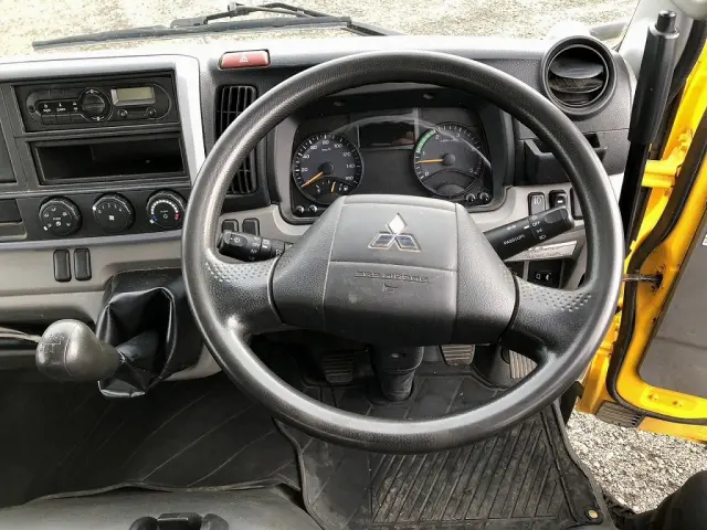 三菱 キャンター TPG-FBA60(2WD)の写真24