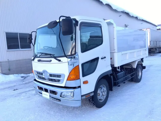 日野 レンジャー TKG-FC9JCAP(2WD)の写真1