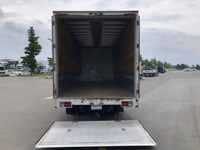 日野 レンジャー 2KG-FD2ABG(2WD)の写真9