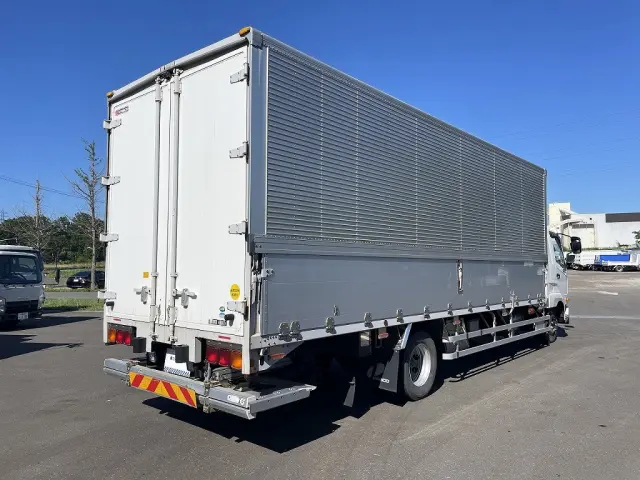 三菱 ファイター QKG-FK62FZ(2WD)の写真6