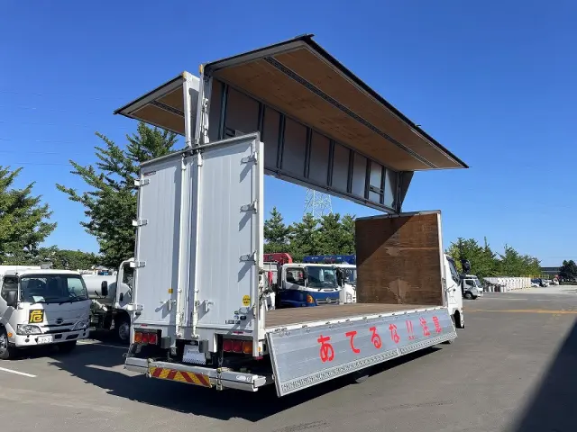 三菱 ファイター QKG-FK62FZ(2WD)の写真10