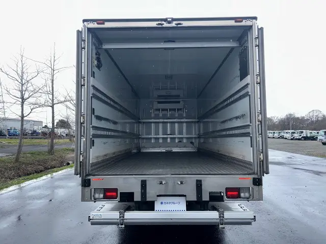 日野 レンジャー 2KG-FD2ABA(2WD)の写真7