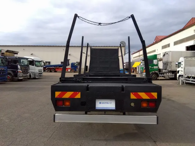 いすゞ ギガ PDG-CYZ52V8(6x4)の写真5