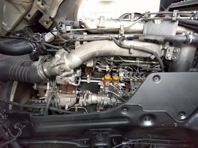 いすゞ ギガ PDG-CYZ52V8(6x4)の写真19