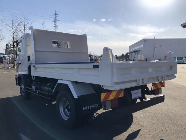 日野 レンジャー 2KG-FX2ABA(4WD)の写真4