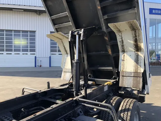 日野 レンジャー 2KG-FX2ABA(4WD)の写真11