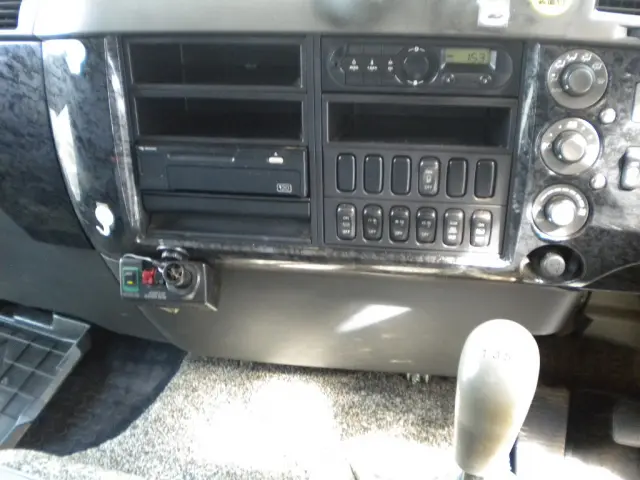 三菱 ファイター QKG-FK62FZ(2WD)の写真23
