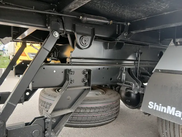 日野 レンジャー 2KG-FX2ABA(4WD)の写真15