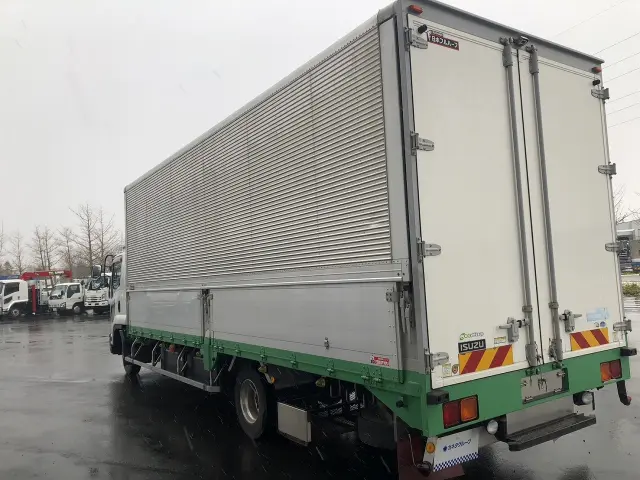 いすゞ フォワード TKG-FRR90S2(2WD)の写真4