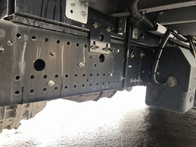 いすゞ フォワード TKG-FRR90S2(2WD)の写真12