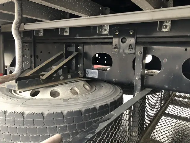 いすゞ フォワード TKG-FRR90S2(2WD)の写真13