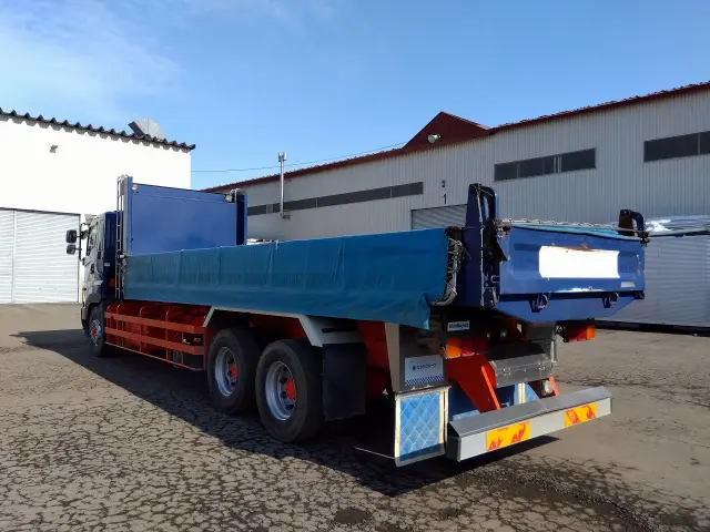 日野 プロフィア QKG-FS1EWBA(6x4)の写真4