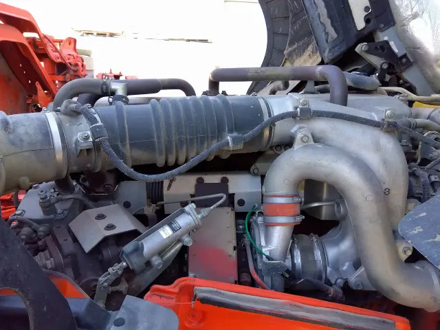 日野 プロフィア QKG-FS1EWBA(6x4)の写真20