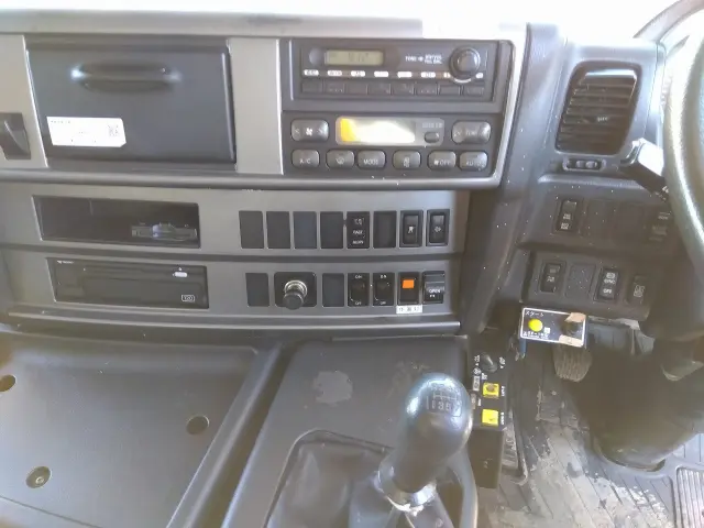 日野 プロフィア QKG-FS1EWBA(6x4)の写真23