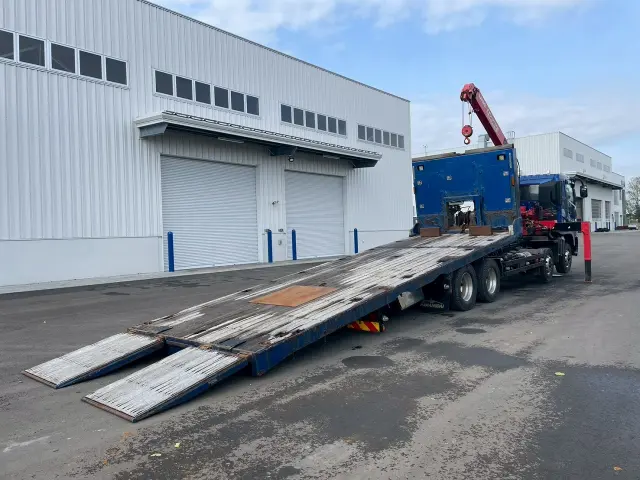 三菱 スーパーグレート QPG-FS60VZ(8x4)の写真9