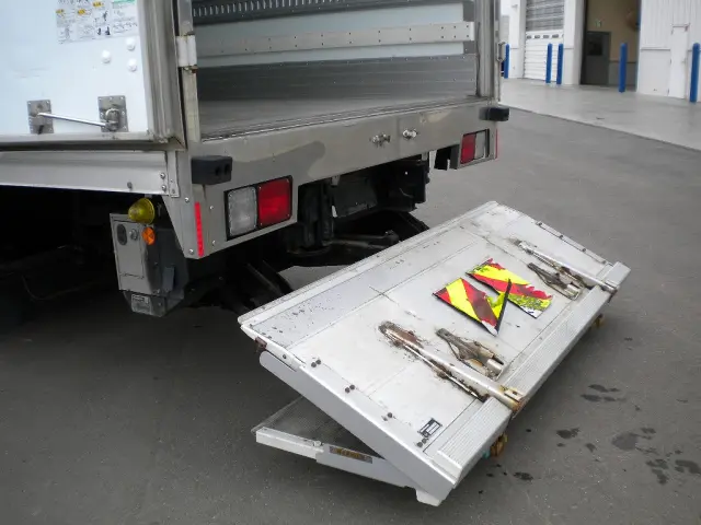 日野 レンジャー 2KG-FC2ABG(2WD)の写真10