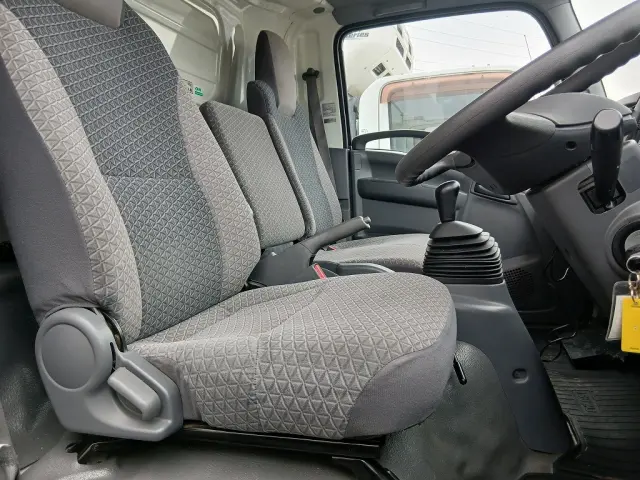 いすゞ エルフ TKG-NPS85AN(4WD)の写真22