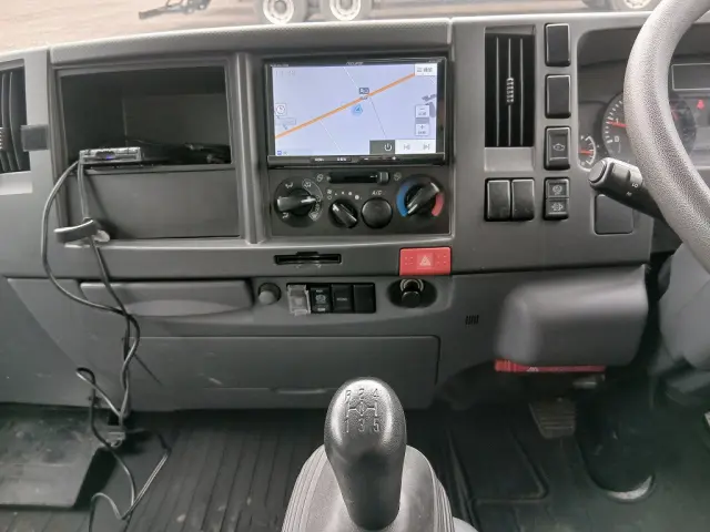 いすゞ エルフ TKG-NPS85AN(4WD)の写真23