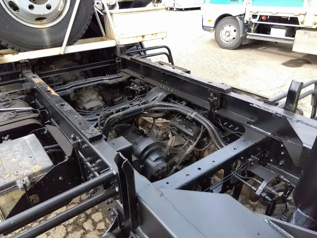 いすゞ フォワード 2RG-FRS90S2(4WD)の写真14