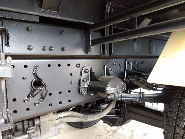 いすゞ フォワード 2RG-FRS90S2(4WD)の写真15