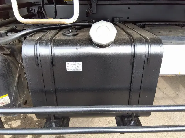 いすゞ フォワード 2RG-FRS90S2(4WD)の写真17