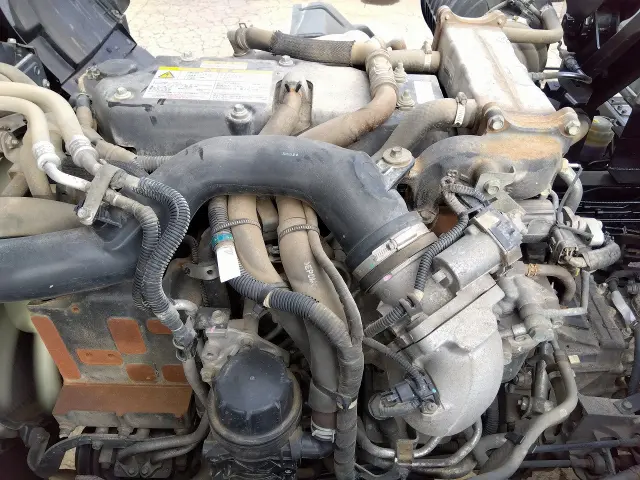 いすゞ フォワード 2RG-FRS90S2(4WD)の写真20