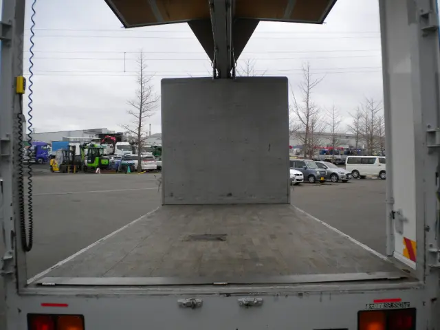 いすゞ フォワード TKG-FRR90S2(2WD)の写真7