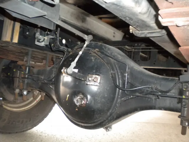 いすゞ フォワード TKG-FRR90S2(2WD)の写真15