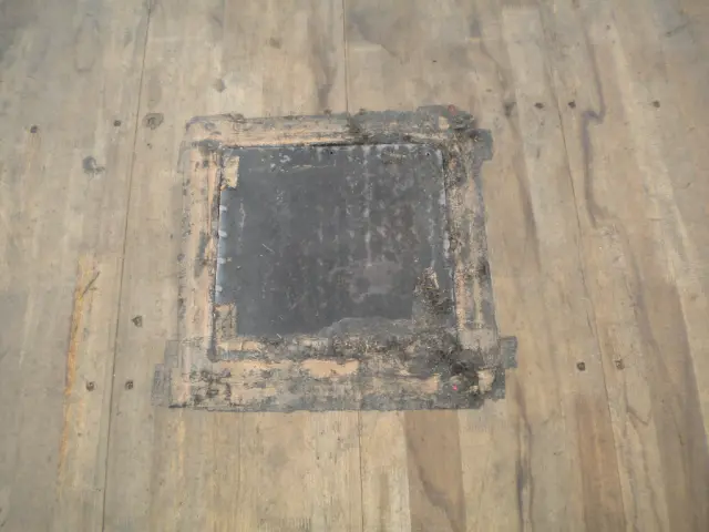 いすゞ フォワード TKG-FRR90S2(2WD)の写真16