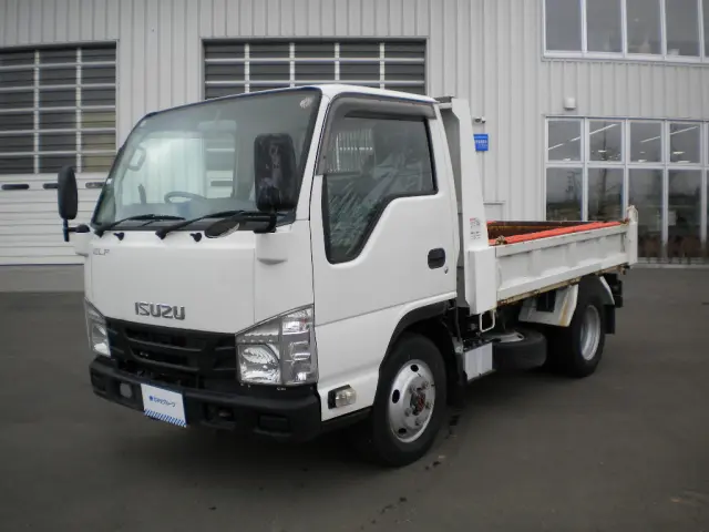 いすゞ エルフ TKG-NKS85AN(4WD)の写真1