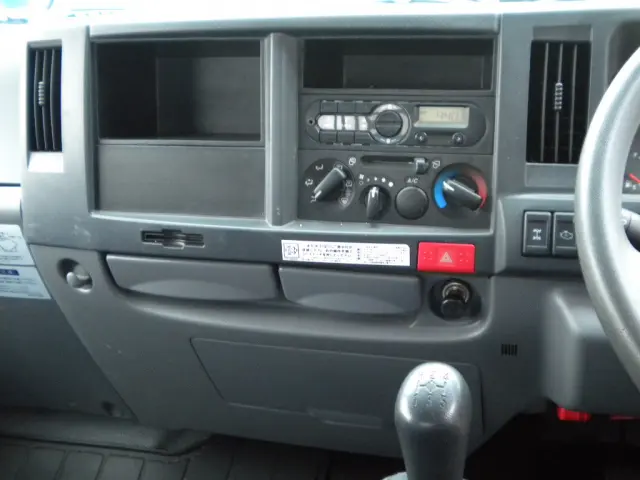 いすゞ エルフ TKG-NKS85AD(4WD)の写真23