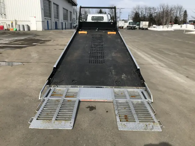 日野 デュトロ BDG-XZU424M(2WD)の写真8