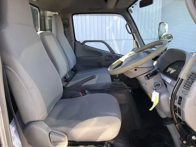 日野 デュトロ BDG-XZU424M(2WD)の写真22