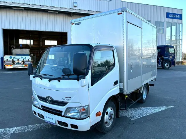 トヨタ ダイナ TKG-XZU675(4WD)の写真1