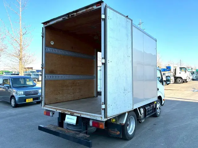 トヨタ ダイナ TKG-XZU675(4WD)の写真10
