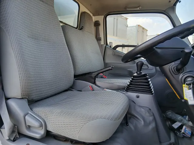 トヨタ ダイナ TKG-XZU675(4WD)の写真22