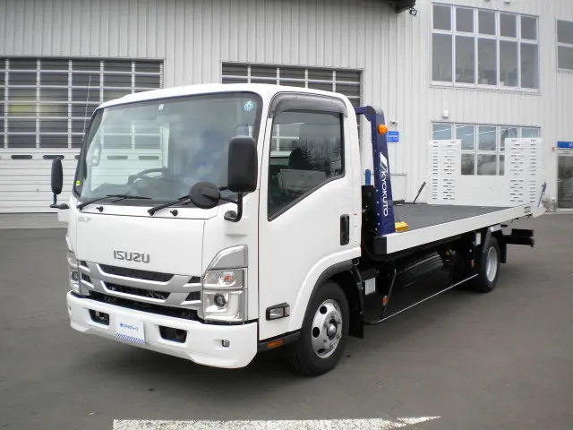 いすゞ エルフ 2RG-NPR88AN(2WD)の写真1