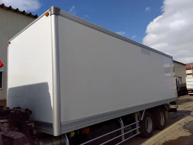 日野 レンジャー BDG-GK8JRWA(6x4)の写真10