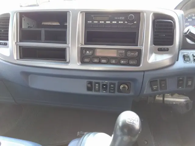 日野 レンジャー BDG-GK8JRWA(6x4)の写真23