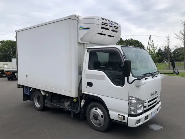 いすゞ エルフ TRG-NJS85AN(4WD)の写真2