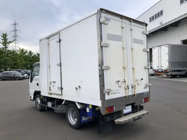 いすゞ エルフ TRG-NJS85AN(4WD)の写真4