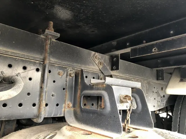 いすゞ エルフ TRG-NJS85AN(4WD)の写真13