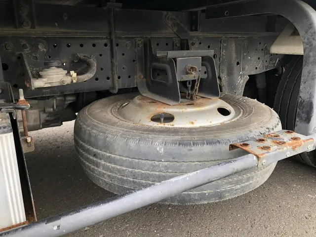 いすゞ エルフ TRG-NJS85AN(4WD)の写真14