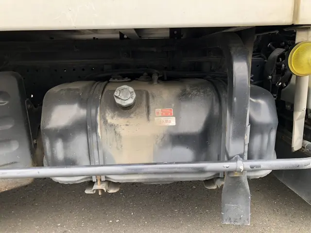 いすゞ エルフ TRG-NJS85AN(4WD)の写真17